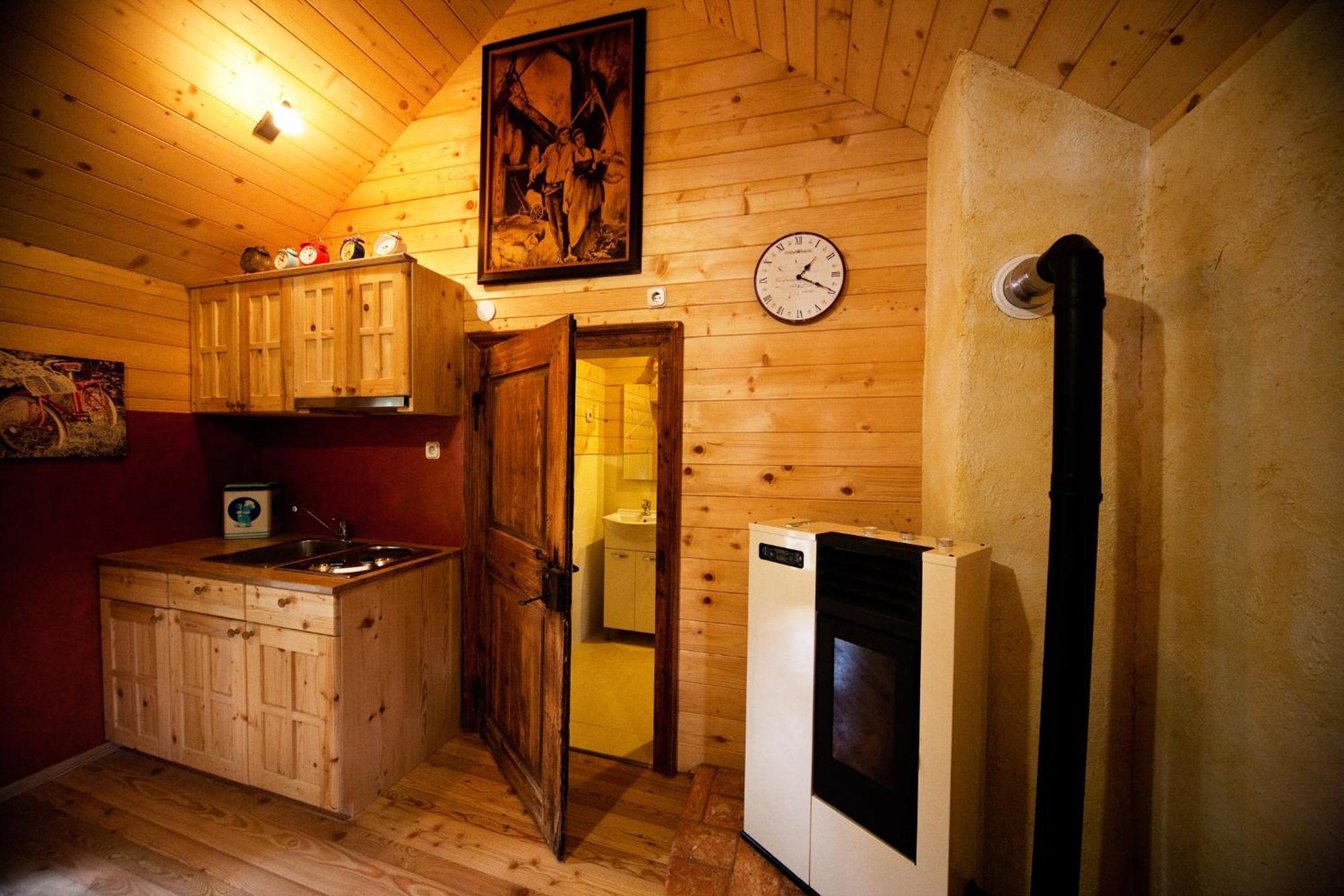 Domacija Koklej - Apartments Vintage Vacation Luce Bagian luar foto